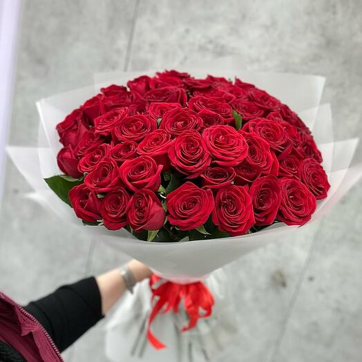 51 красная Роза в матовом упаковке