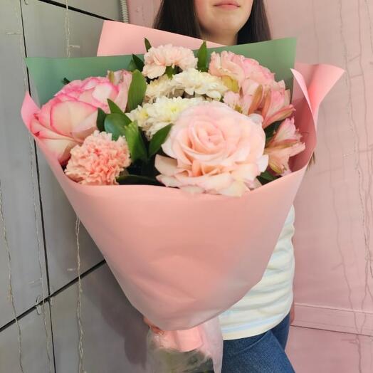 Pink Compliment bouquet of bush roses