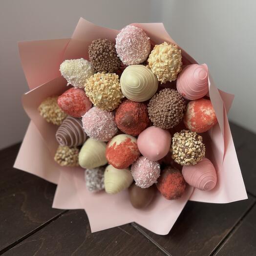 Букет из клубники «Времена года»