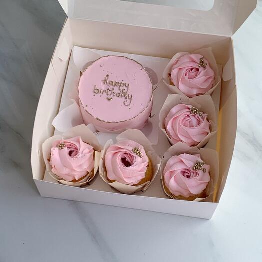 Бенто+5 капкейков happy birthday