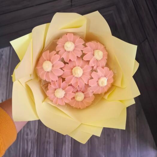 Букет ромашек, как презент