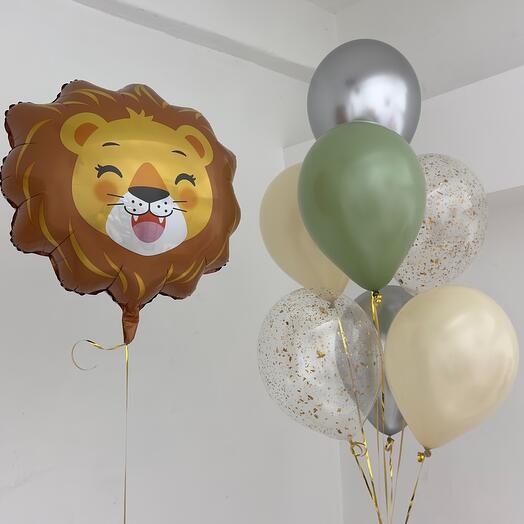 Balls with a lion cub (lion)