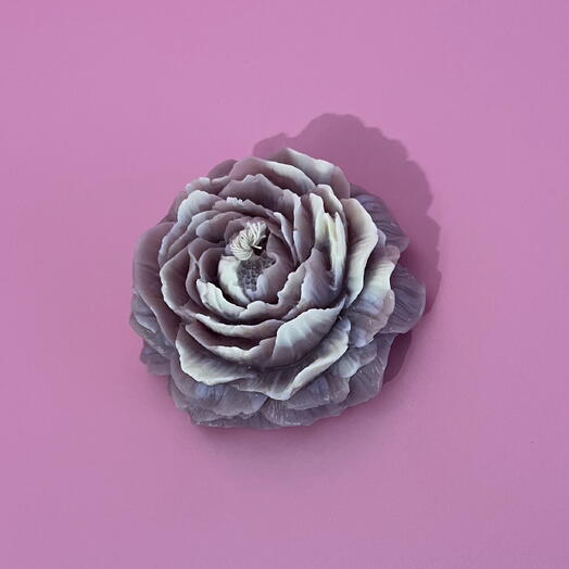 Свеча в форме пиона из натурального пчелиного воска для дома