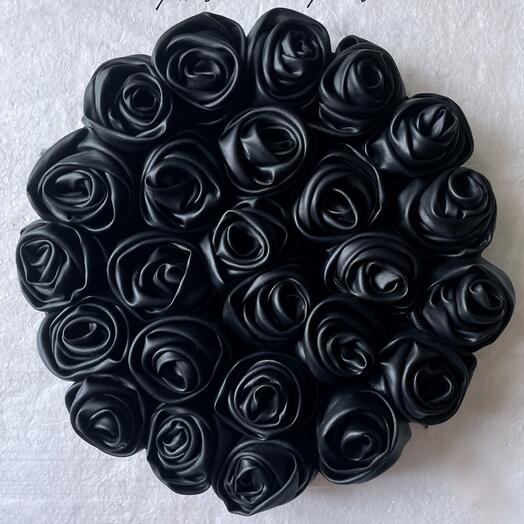 Панно из твердой ткани Rosa Tenebris