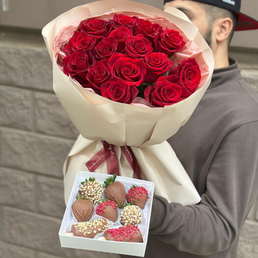 15 красных роз Эквадор и клубника с бананами в шоколаде 😍