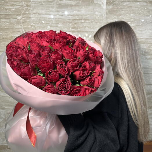 Букет из красных роз 51 роза