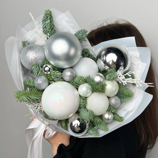 Букет новогодний белый