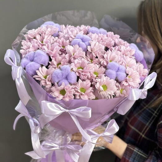 Букет из розовых хризантем и хлопка (арт.3634)