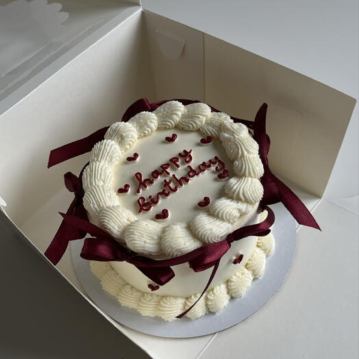 Бенто торт happy birthday с сердечками