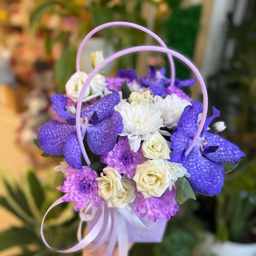 Композиция с орхидеями