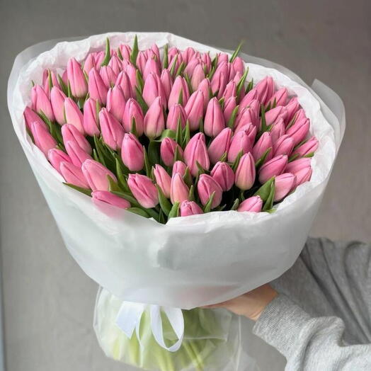 Букет из розовых тюльпанов 85 шт