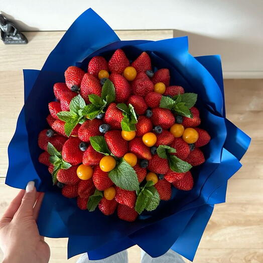 Букет из клубники