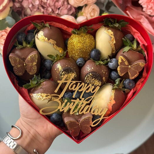 Клубника в шоколаде «HAPPY BIRTHDAY»