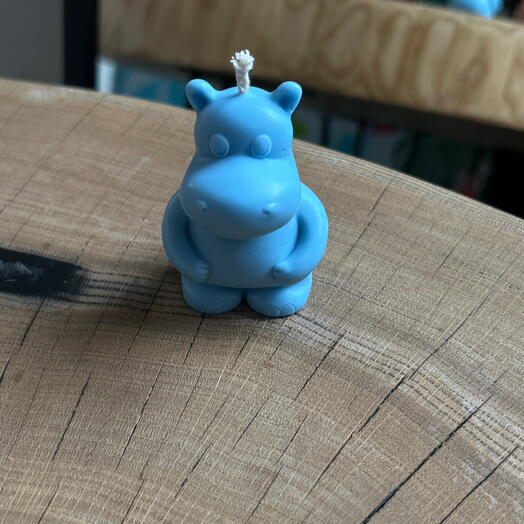 Синяя свеча бегемотик