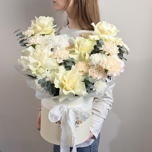 Композиция XL в белых оттенках