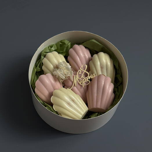 Набор кексов Мадлен 8 марта