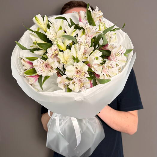 Моно букет из белой альстрамерии 🌸