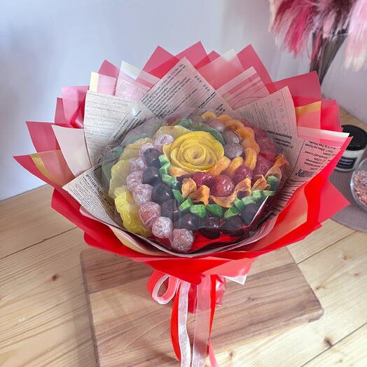 Букет из сухофруктов с розой манго «вихрь»