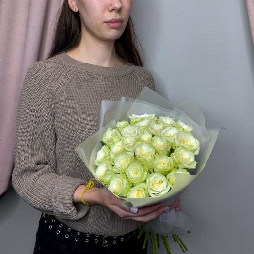 25 нежных Кенийских роз