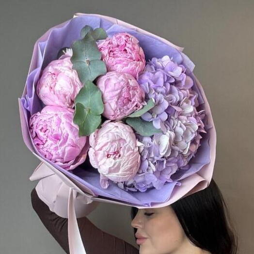 Пионы с гортензией 💖