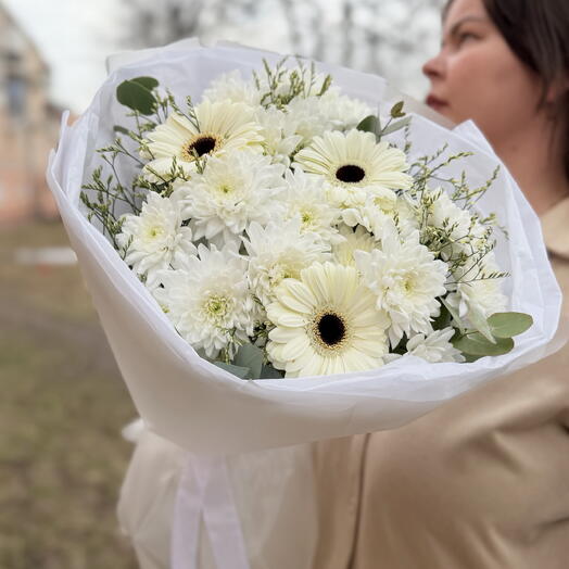 Сборный букет с гермини и лимониумом