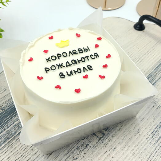 Бенто торт на день рождения "Королевы рождаются"