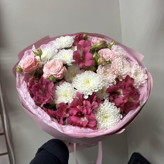 Сборный букет в нежных оттенках🌸