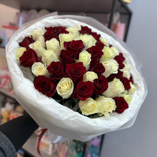Букет из 45 роз микс