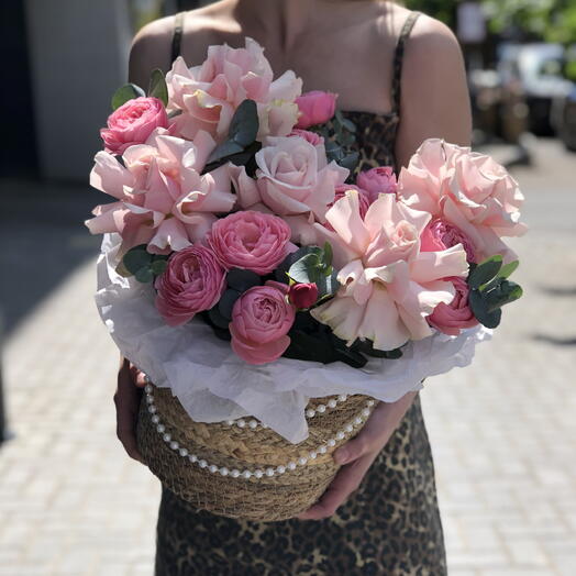 Корзина « Розовое очарование»