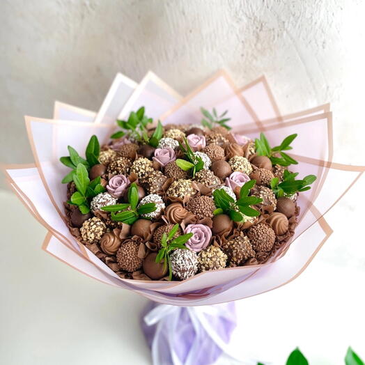 Букет из конфет Сиреневый