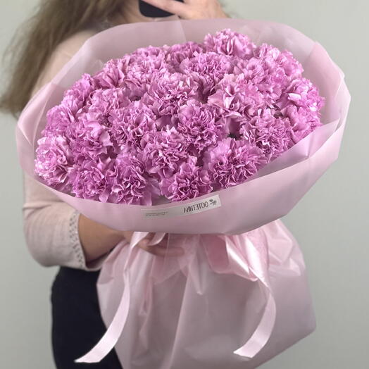 Букет из 21 диантуса