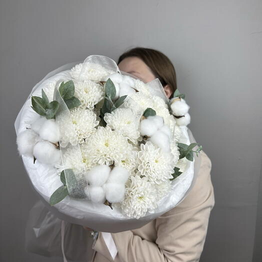 Букет из белой Хризантемы с хлопком и эвкалиптом🌼