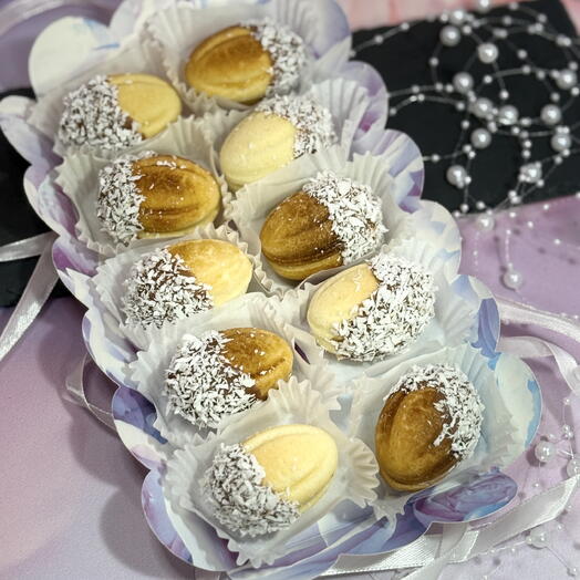 Орешки с начинкой Рафаэлло