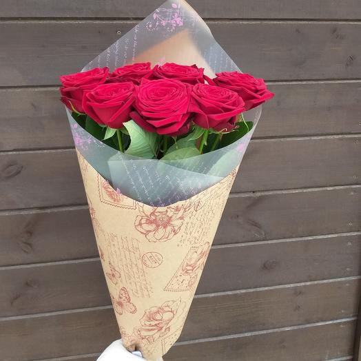 7 red roses in crafting