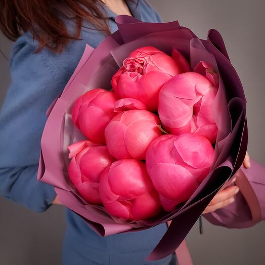 7 Peonies Coral Charm