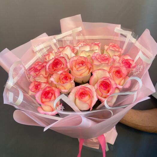 Ramo de 19 rosas
