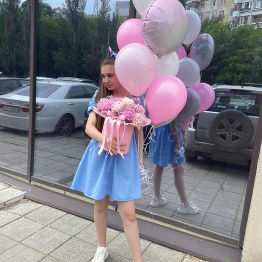 Пионы в шляпном коробке