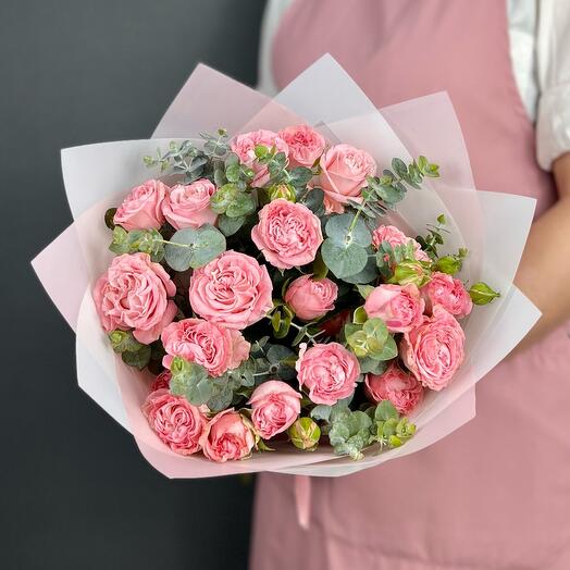 Bouquet of pink bush roses Madame Bombastic (5 pcs)