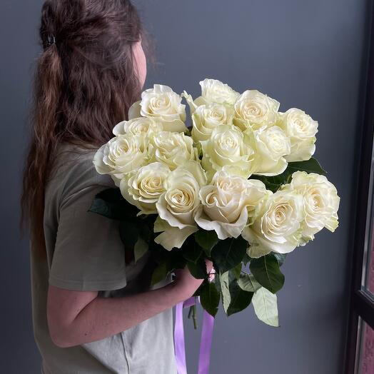 Белая Роза 15шт СФ