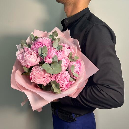 Bouquet of 9 peonies