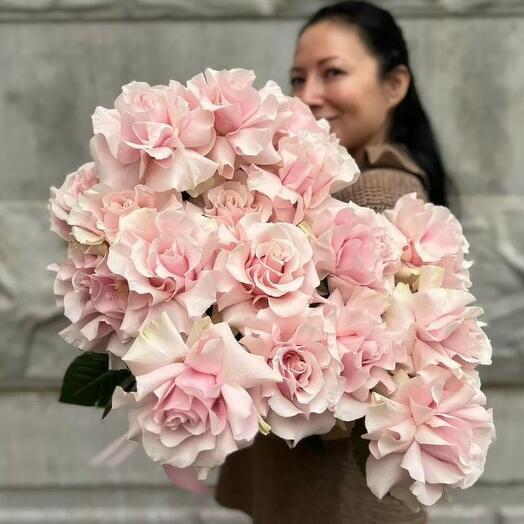 Букет из 17 роз Pink Mondial