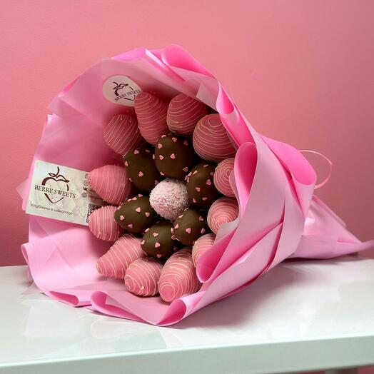 Букет из клубники в шоколаде «Астра» - Размер S