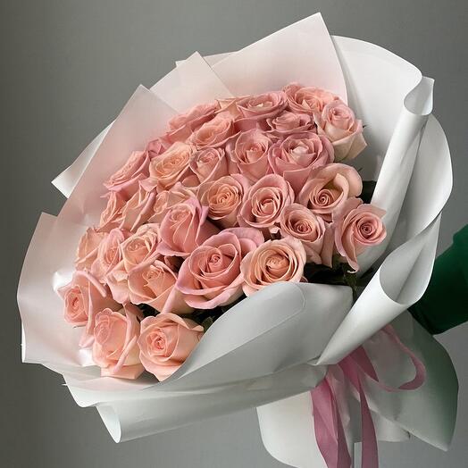Розовые розы 31шт