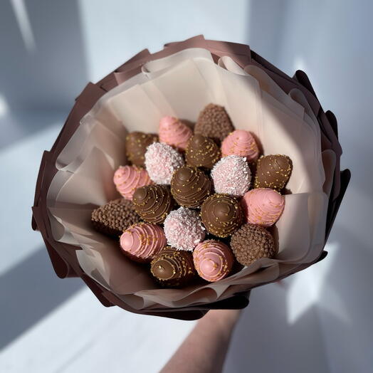 Букет з полуниці в шоколаді 1