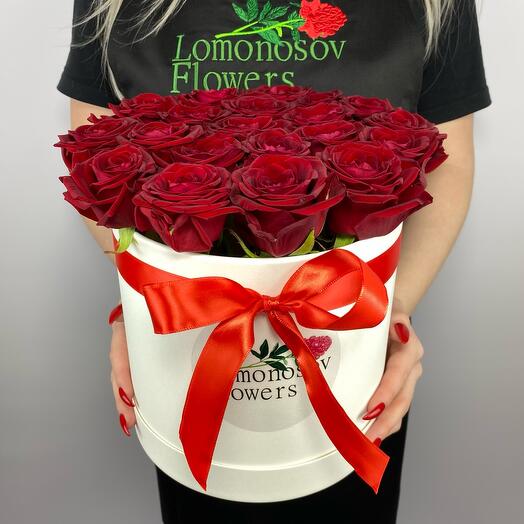 Hatbox of 19 red roses