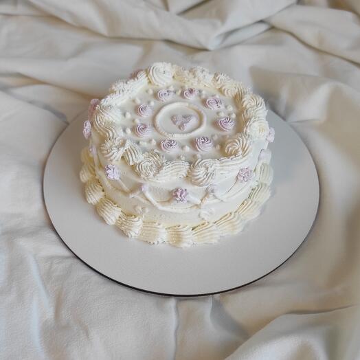 Lambeth-style bento cake