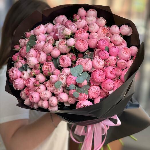 Пионовидные розы Сильва Пинк с эвкалиптом