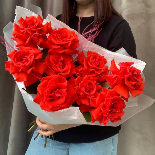 Коралловые французские розы со стифой