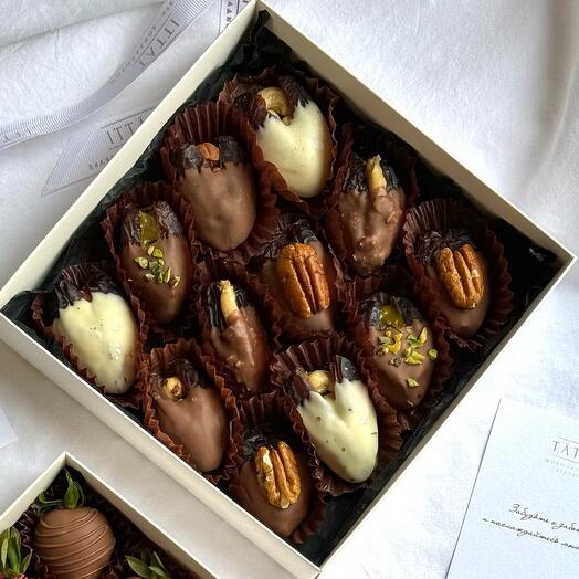 Финики в шоколаде 12 шт