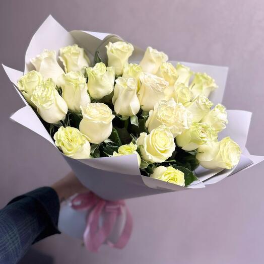 Ramo de rosas blancas